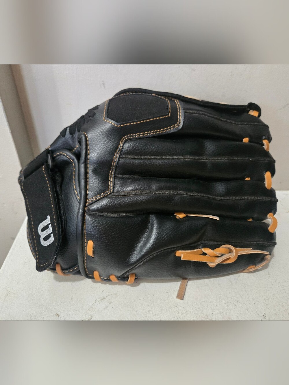 Wilson A360 Basebell Glove